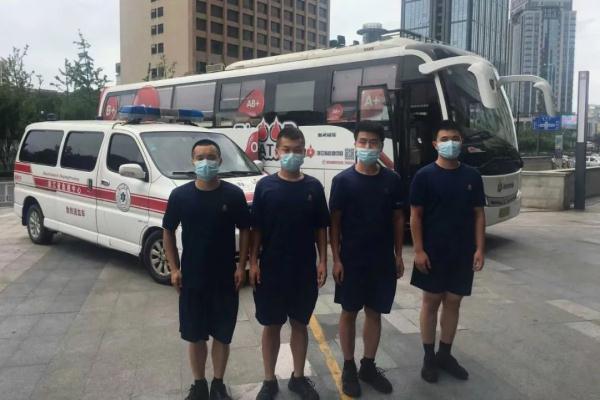 送别！缅怀！毛景荣、刘泽军！