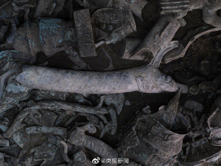 三星堆顶尊小人拥有倒三角身材 三星堆顶尊小人拥有倒三角身材