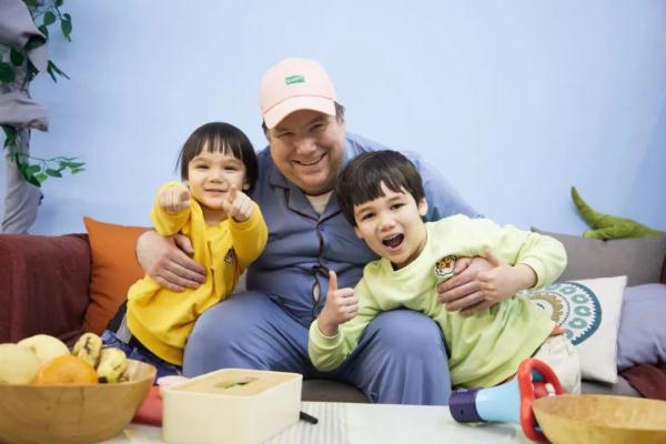 萌娃状况频出!爸爸如何接招? 萌娃状况频出!爸爸如何接招?