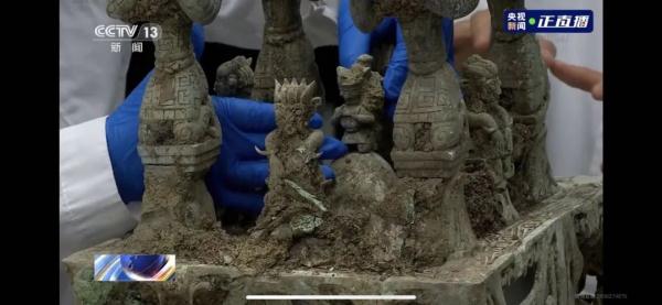 “烧烤架”“手办”……更期待，三星堆能发现文字