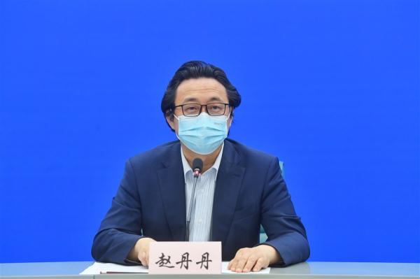 市卫生健康委副主任赵丹丹会上介绍,按照全市巩固疫情防控成果,有序