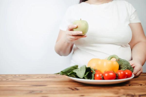 吃饭时注意这一点，可能更长寿！