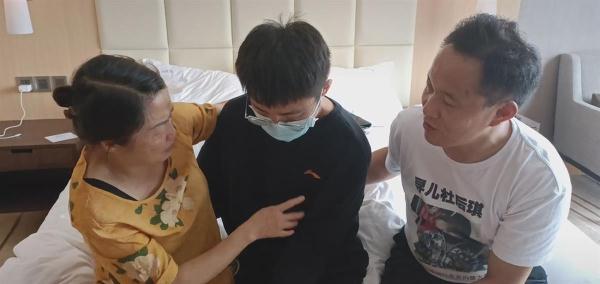 被拐25年的梅志强今日在莆田认亲，孙海洋杜小华到场祝贺