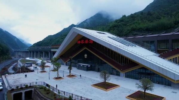 湖北5地将通高铁！