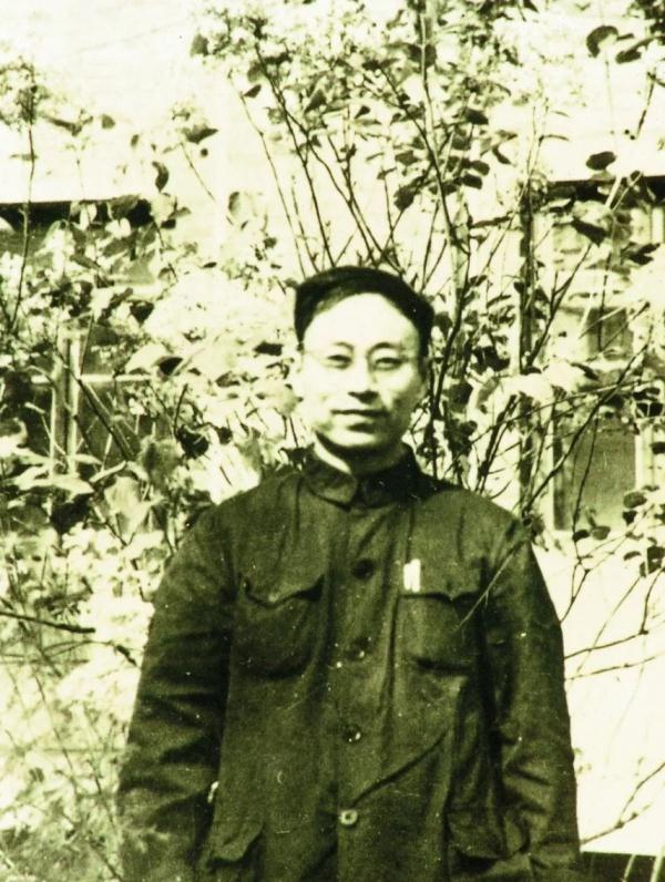 55年前的今天,我国第一颗氢弹爆炸成功! 55年前的今天,我国第一颗氢弹爆炸成功!