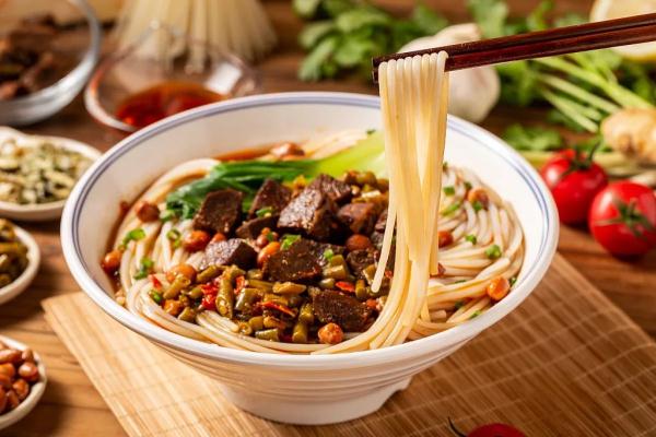面条比米饭更养胃？这2种面条劝你少吃！