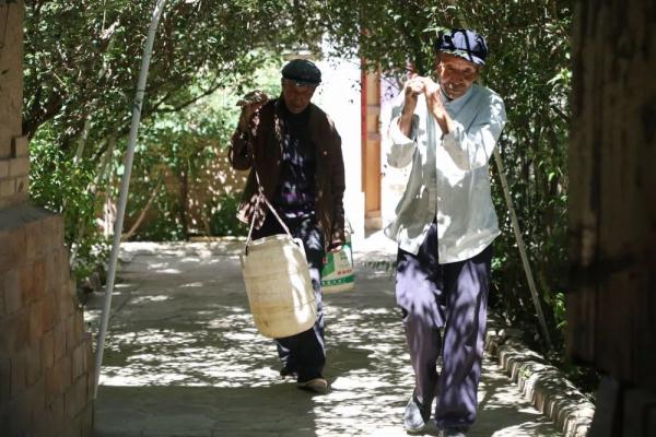 “刚强兄弟”,了不起! “刚强兄弟”,了不起!