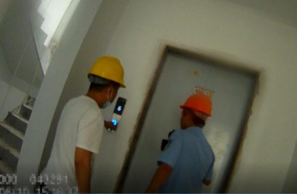 仅凭两个字，民警10分钟救助“失联”报警人