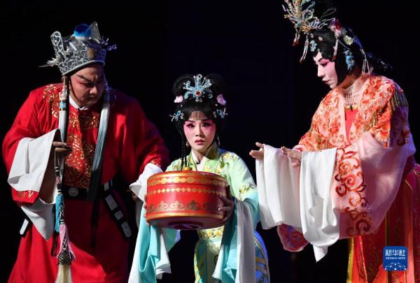 新版《狸猫换太子》亮相中国秦腔艺术节