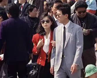 吐槽飞盘，别拿紧身瑜伽裤来诛心