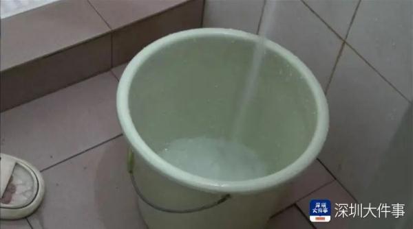 险！1岁半男童栽进水桶心跳停止，记住这些能保命！