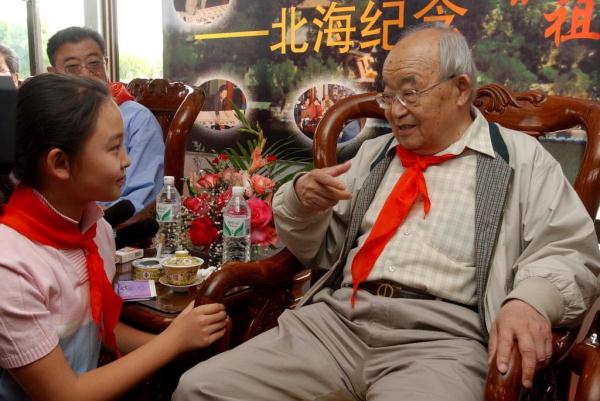 歌词就是家常饭粗布衣——追忆词作家乔羽