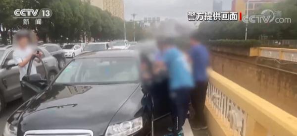 云南铁路警方破获特大制贩毒案