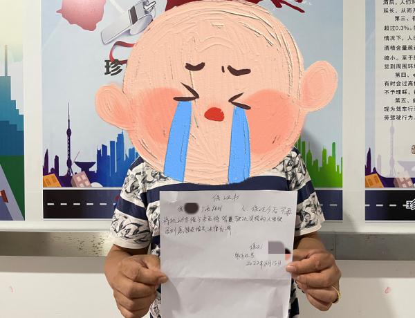 16岁女孩无证驾驶，开豪车炫耀！网友：出警了快点！