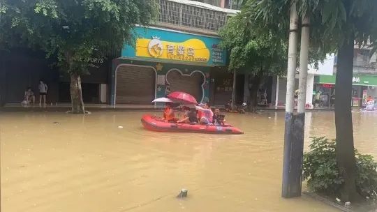 珠江流域北江预计将发生特大洪水，广东启动防汛Ⅰ级响应！直击多地救灾现场→