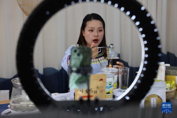 贵州榕江：新媒体“流量赋能”助力乡村振兴