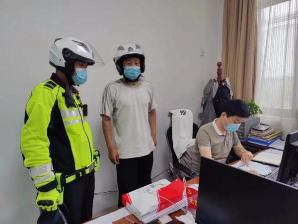 护航中考 | 全程“陪考”， 周口交警圆满“交卷！