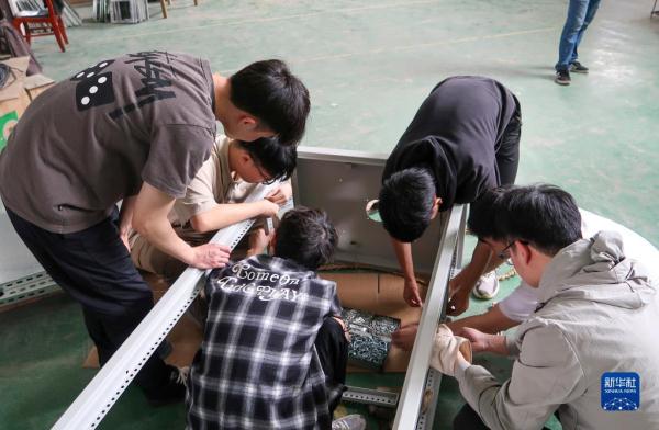 在创新创业中成长的“00后”大学生