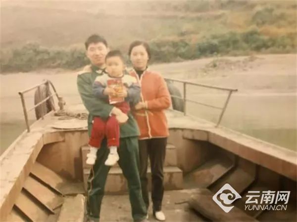 看完泪目！他给缉毒牺牲的父亲写了一封信