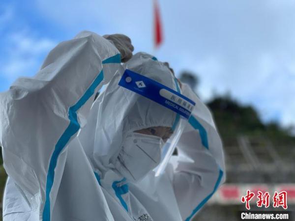 云南女警戍边7年 成缉毒战线“铿锵玫瑰”