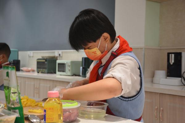 石家庄市新华区：劳动教育赋能学生快乐成长