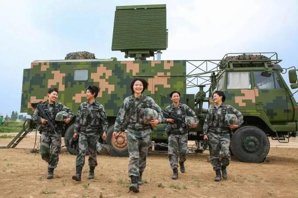 想当女兵吗？应征报名7月1日开始！研究生放宽到26岁