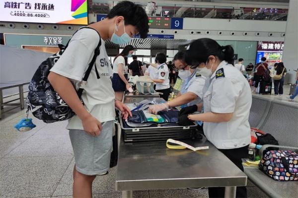 注意了！这些车次需“二次安检”，请务必提前到站！