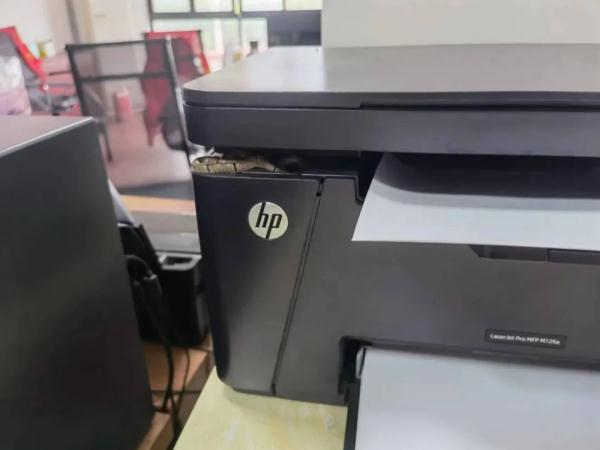 单位打印机冒出条尾巴!杭州女子吓到腿软,就在手边!进入高发期,碰到它这一步能保命 单位打印机冒出条尾巴!杭州女子吓到腿软,就在手边!进入高发期,碰到它这一步能保命