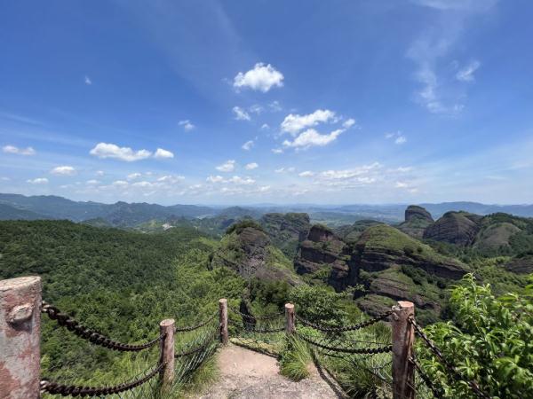 上饶广丰铜钹山：水光潋滟晴方好