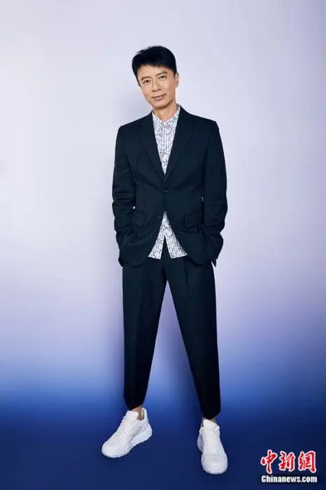人就是会在一生的每个阶段，反复爱上港乐