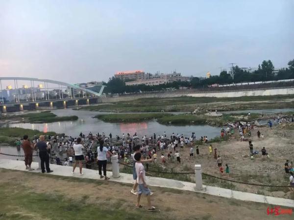 9个孩子结伴出游，只回来5人…警钟再次敲响！