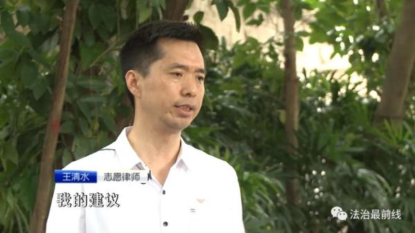 广西20岁美女祛痘不成反“烂脸 ” 要索赔！美容院：放弃治疗后果自负！