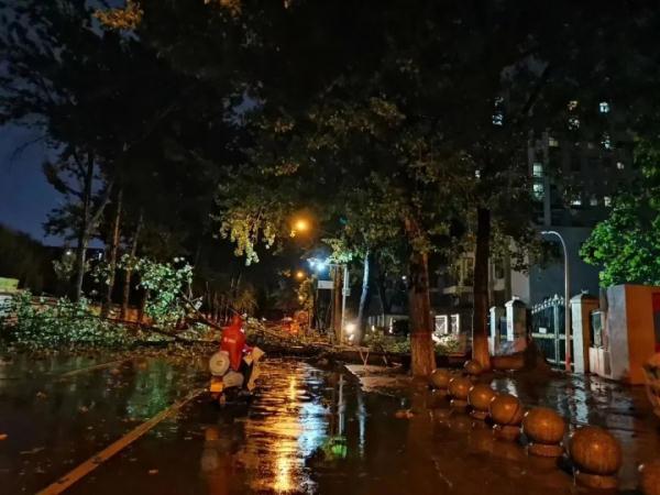 天天预报有雨，郑州的雨为啥就是不下？