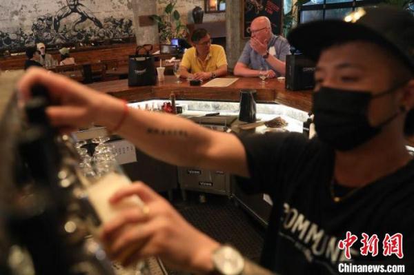 直击上海恢复堂食首日：食客重温老味道