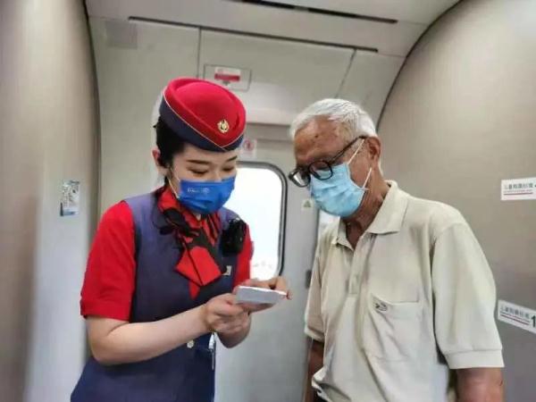 火车上的免费服务,你知道吗? 火车上的免费服务,你知道吗?