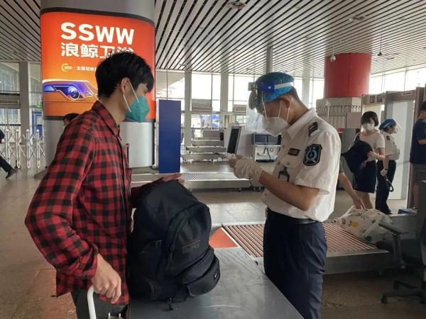 这些物品不能带！今天起乘火车有变化——