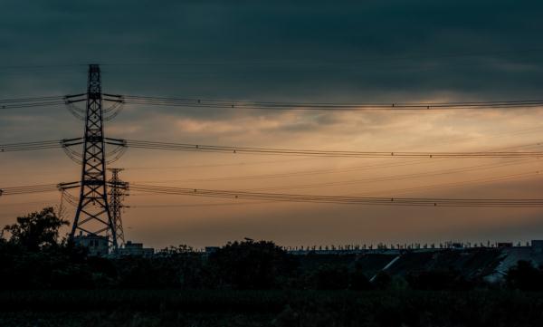 北京一大爷钓鱼时被电伤,命悬一线…法院这么判了! 北京一大爷钓鱼时被电伤,命悬一线…法院这么判了!