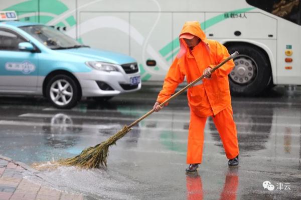 天津这个区暴雨预警升级！最新路况如何→