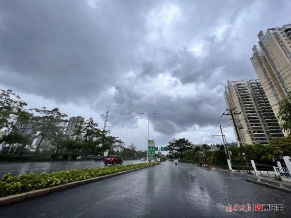 台风“苏拉”将给华南带来强风雨