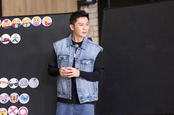 《奔跑吧》第十季聚焦职场关系，兄弟团沉浸式体验职场人生