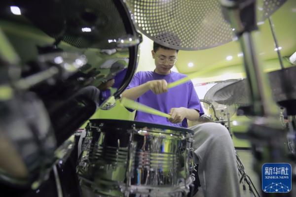 多彩暑期乐夏日