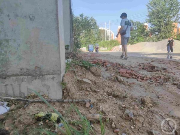 老人种菜送子女却致“一死三中毒”，菜地土壤检出毒鼠强
