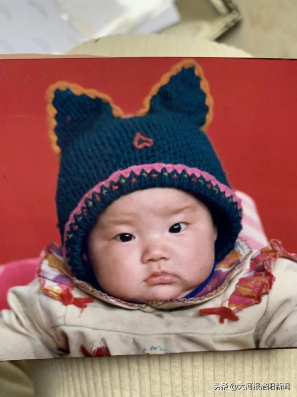“白鸽”不忘归巢：为报答养父，“95后”女孩放下工作买房车，带着爸爸游中国……