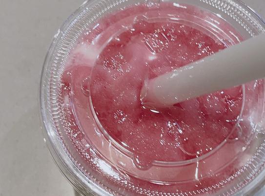 果汁能否当水喝?听听专家怎么说...... 果汁能否当水喝?听听专家怎么说......