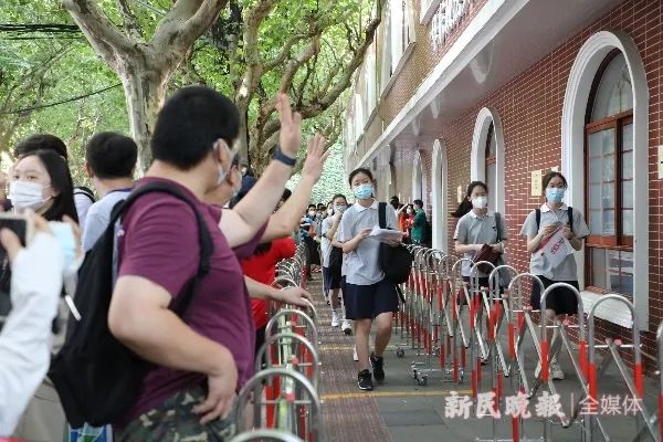 临考前，这位考生所在的小区突然封控了…