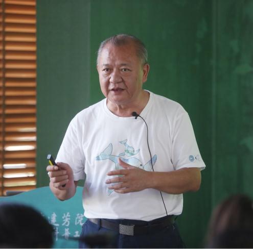 传奇！25岁+的他“四世同堂”