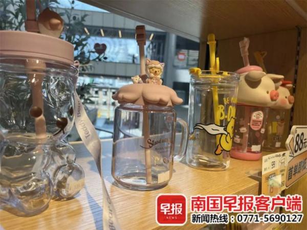 “吨吨杯”火了！但专家提醒：这样使用可能产生有害物质