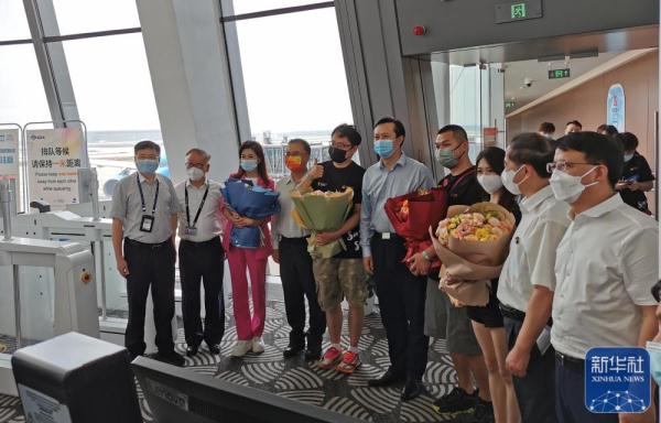 首都航空北京环球度假区主题飞机成功首航