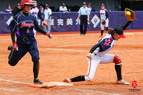 中国垒球联赛首轮循环赛结束 新赛制下国家队意外输球 中国垒球联赛首轮循环赛结束 新赛制下国家队意外输球