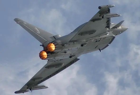 德意两国深化防务合作 德意两国深化防务合作